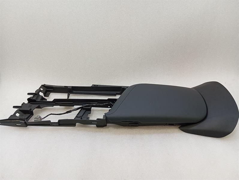 Chevrolet Corvette C7 Armrest C7 LOGO Center Armrest Armrest COAT OF ARMS