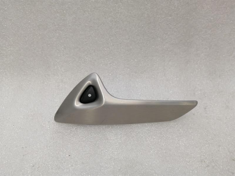 Chevrolet Corvette C7 Switch 22831373 Switch RIGHT DOOR SWITCH Right