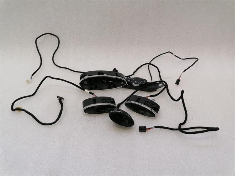 Mercedes CLS W219 Window Switch Set A2118213679 Switch Set