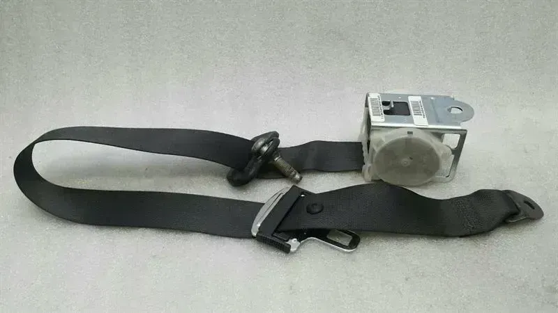 Dodge Challenger SRT rear seat belt 0UX54XDVAI seat belt belt rear RE