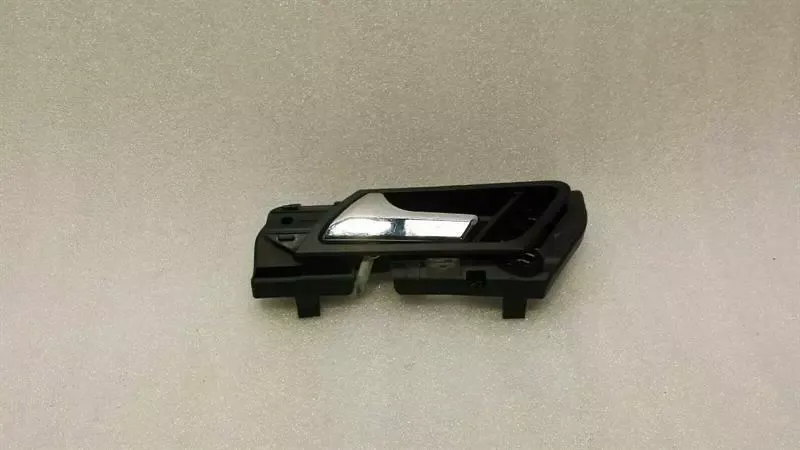 Mercedes ML W164 FLH door inner handle A1647660564 interior door handle front left
