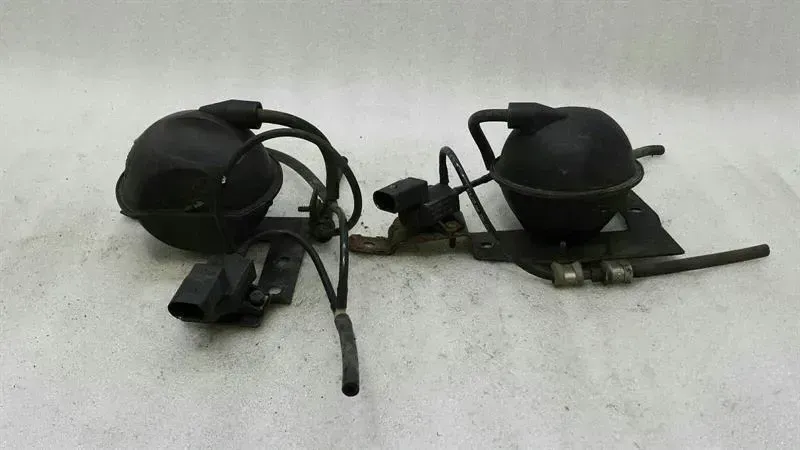 Bentley Continental GT W12 Reservior 7M0129808 Tank