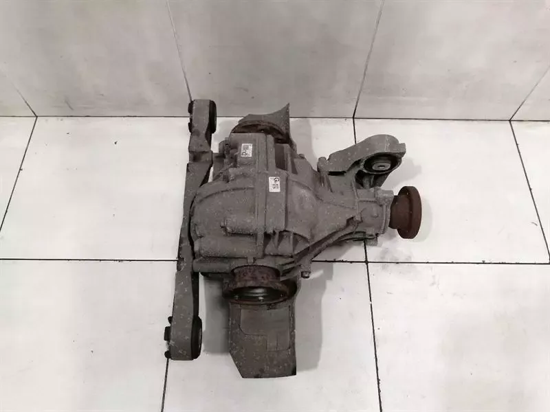 Bentley Continental GT W12 Rear Diff 08Y500043E Rear Differential
