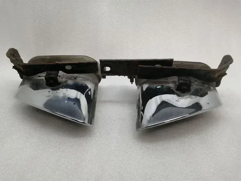 Bentley Continental Flying Spur Tail Pipe Set Of 2 3W0253682H Exhaust Trim Set