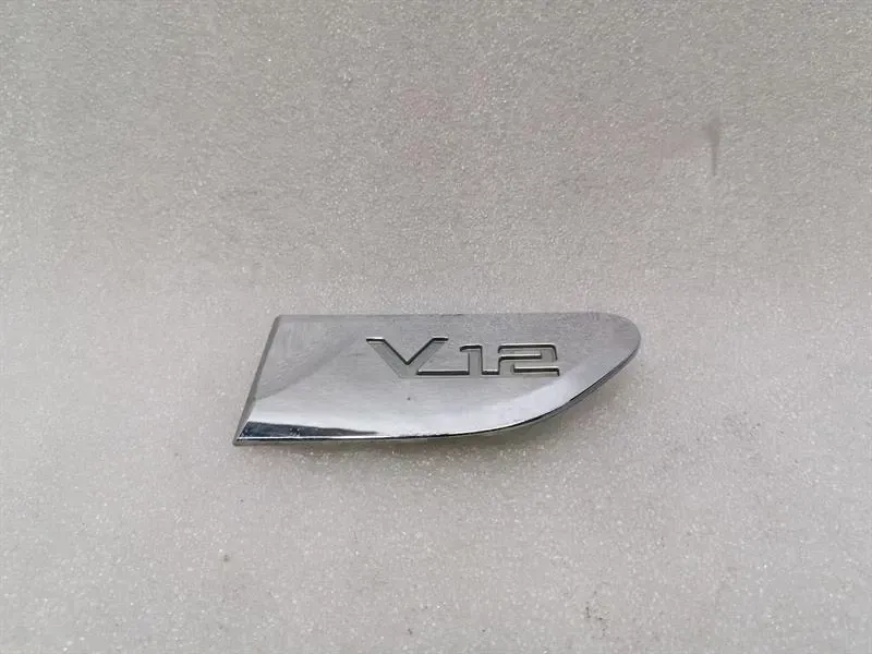 BMW 7 Series F02 F01 7202183 V12 LOGO WING V12 FENDER