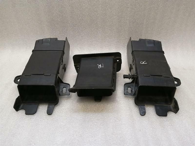 BMW 7 Series F02 F01 Brake Air Duct Set 7184156 Air Distributor Set