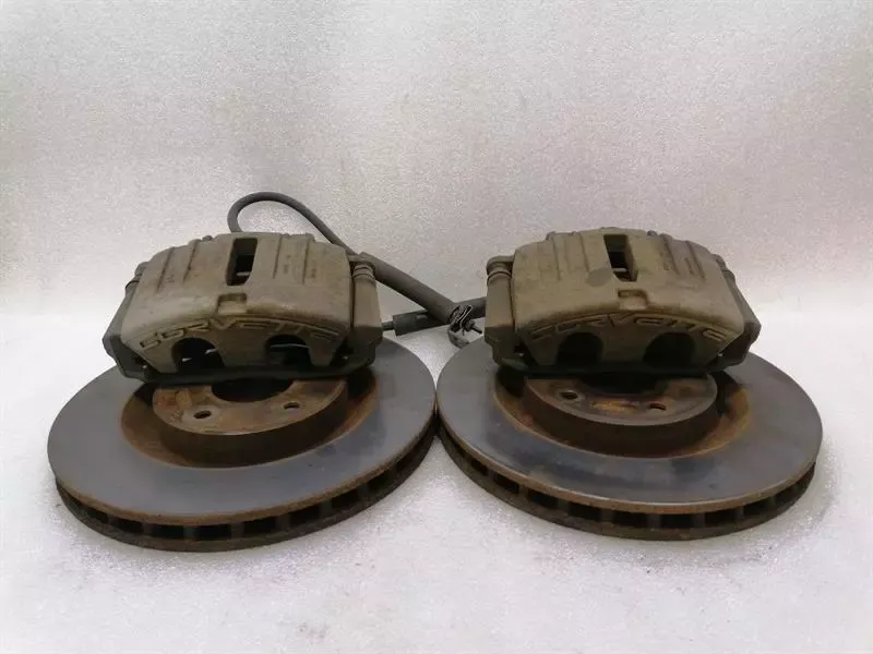 Chevrolet Corvette C6 Front Brake Caliper Set 22799631 Caliper Front Set