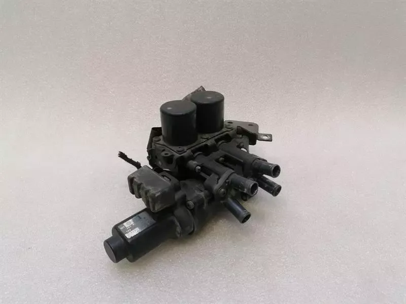 BENTLEY CONTINENTAL GT W12 RHD Heater Valve 3D2959617B Right Handlebar