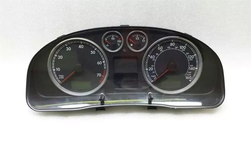 Volkswagen Passat B5 Instrument Cluster 3B0920927 Speedometer 2.8 V6 MPH