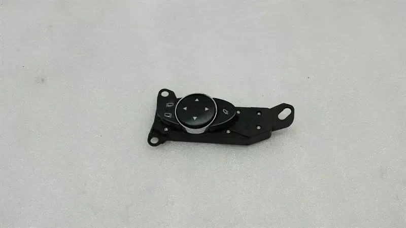 Mercedes E Class W211 W219 RHD Mirror Adjustment Switch A2118216079 Right Handlebar