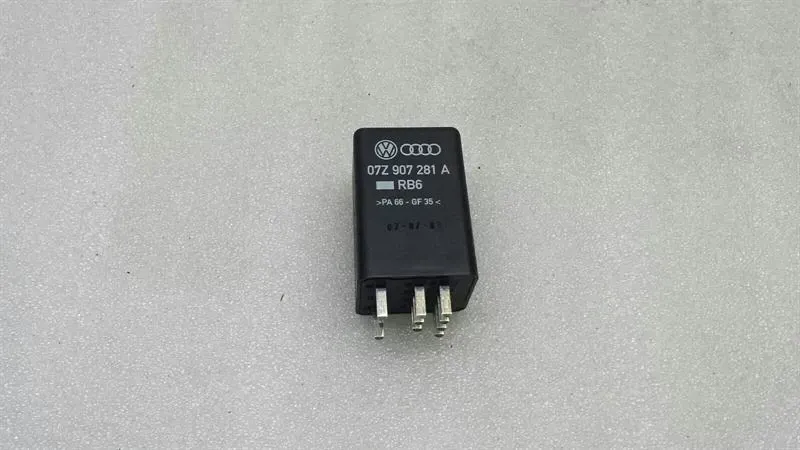 VW TOUAREG 7L Relay 07Z907281A Relay