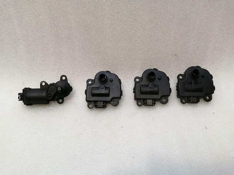 CHEVROLET CORVETTE C6 Vent Flap Motor 52411997 Servo Motor HVAC Flap 52405614