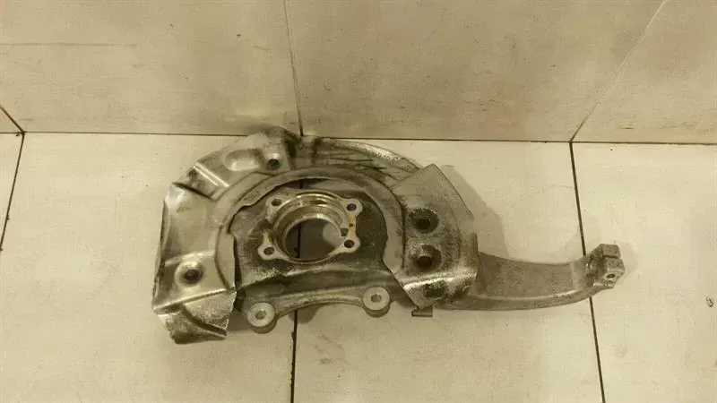 BMW GT F07 Wheel Bearing Housing Knuckle Front Li 31214082755 Front Hub X-Drive