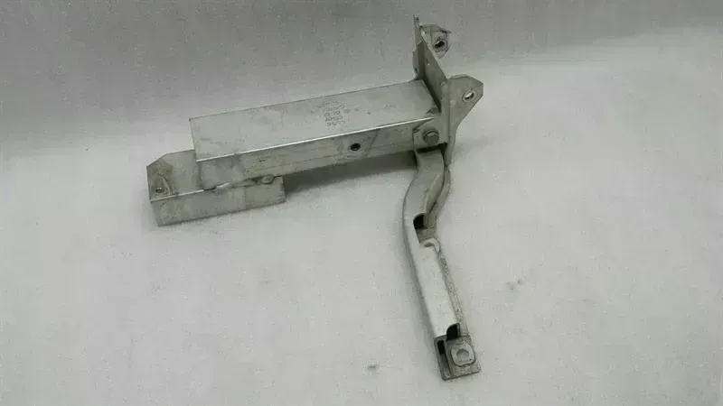 BMW 7 Series F01 Deformation Element Left 51117903817 Left Radiator Pack Bracket