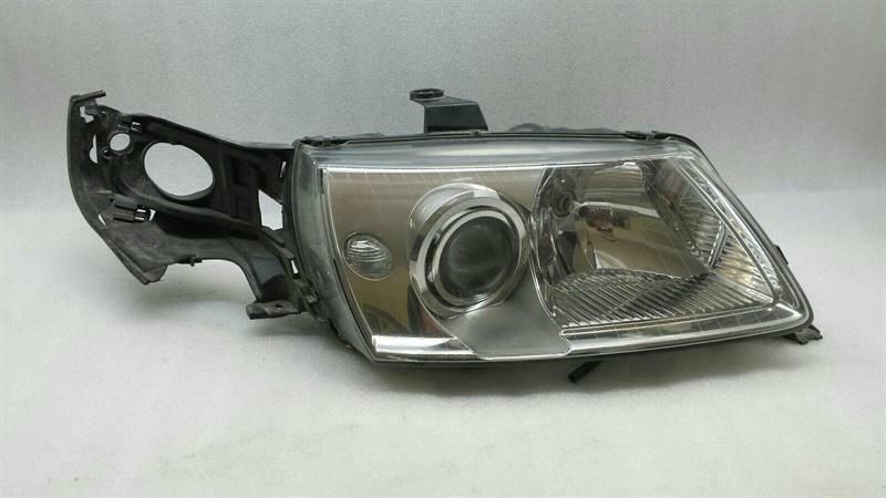 Faulty Saab 9-5 95 right xenon headlight 95 RHD RIGHT HAND DRIVE