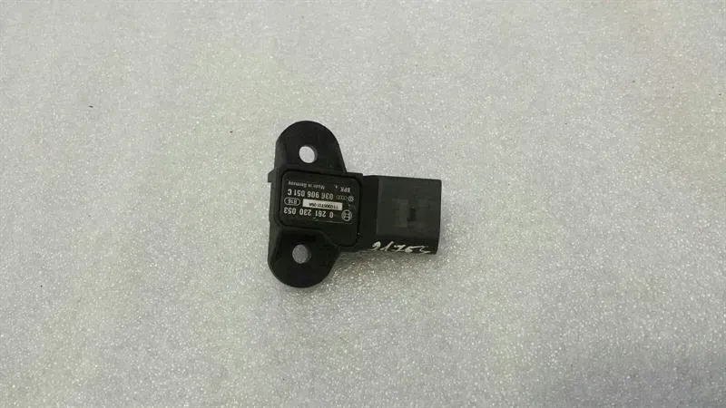 AUDI RS4 8H B7 PRESSURE SENSOR 036906051C Pressure Sensor