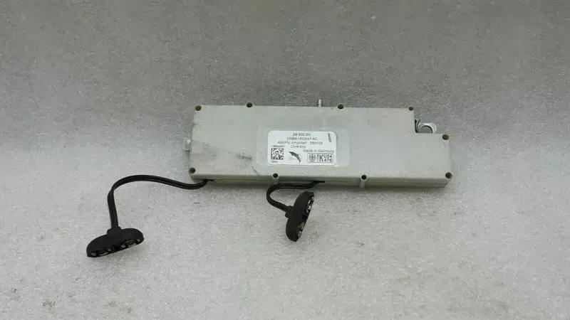 JAGUAR XJ8 X350 Amplifier Antenna 2W93-18C847-AC Antenna Amplifier