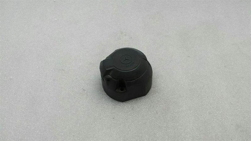 Mercedes G-Car W463 Plug Socket A0005402224