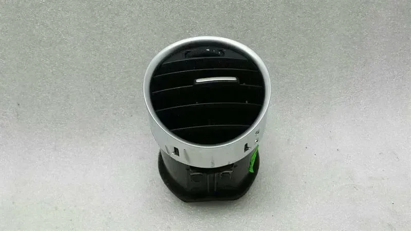 Audi RS4 8H B7 Vent Nozzle Vent Grille Center 8H0820951D Air Vent Center