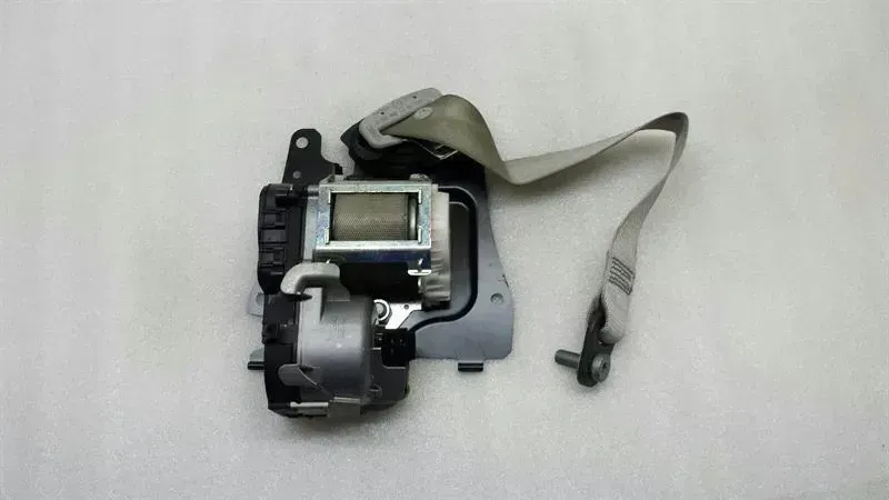 Mercedes S-Class W220 Front Seatbelt A2208602485 Seat Belt Pre Safe