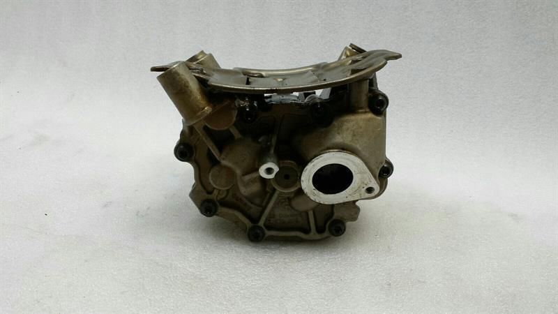 BMW 5 Series GT F07 oil pump 7570806 oil pump 4.4i N63B44 V8 F01 F10