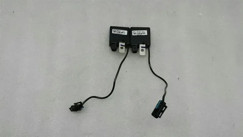 BMW X5 E53 Audio Suppression Filter 8380945 Antenna Amplifier Fuba