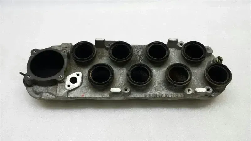 1994 Mercedes G-Car Suction Bridge Inlet Bridge A1161400651 Intake Manifold