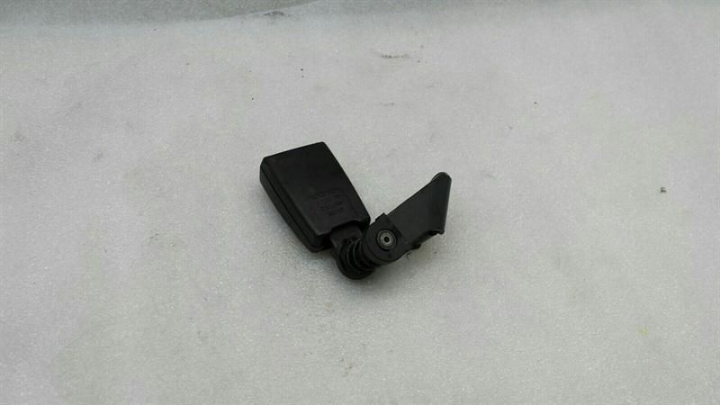 BMW 5 Series E60 belt buckle belt rear left 7059771 rear left belt buckle