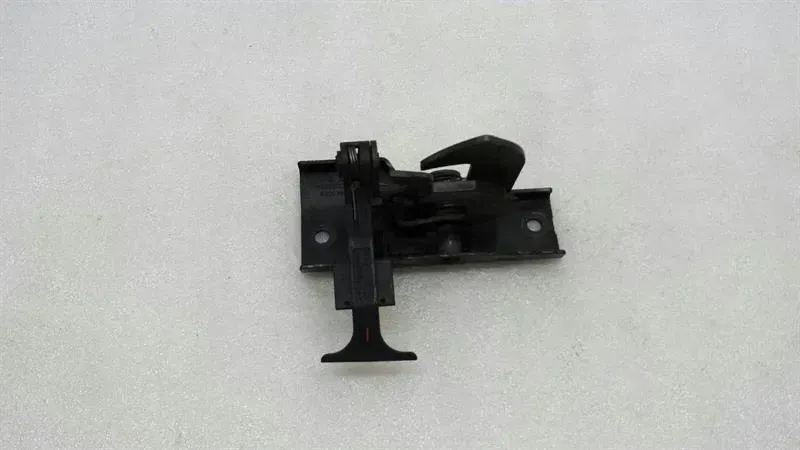 Mercedes S Class W220 Bonnet Lock A2208870227 bonnet lock