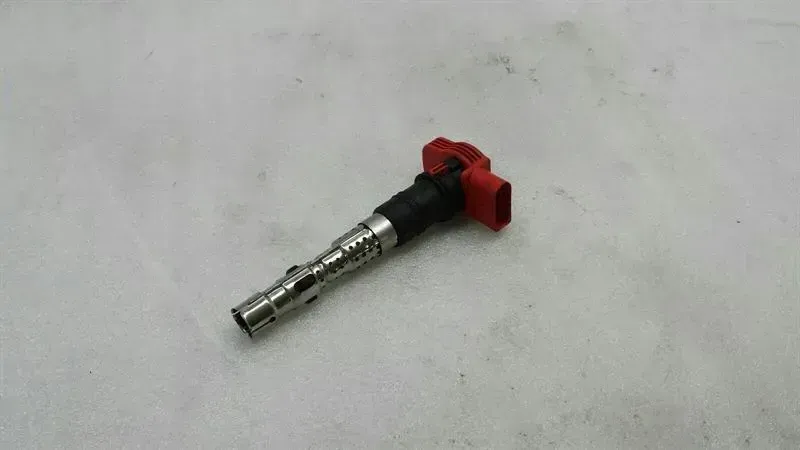 Audi A8 8e Ignition Coil 077905115Q Ignition Coil 4.2 V8 QUATTRO