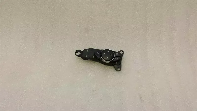 Mercedes E Class W211 RHD Mirror Switch A2118213051 Right Handlebar