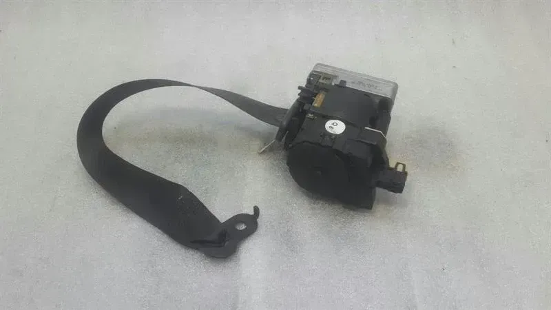 Mercedes CL W215 front right seatbelt A2158601285 seat belt front belt RE
