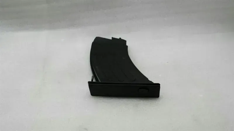 BMW 5 Series E60 RHD right cup holder 8040506 right hand drive