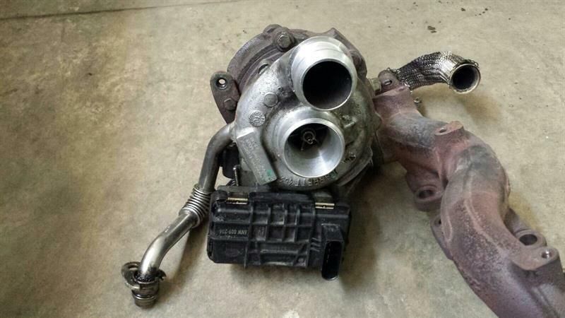 JAGUAR XJ X350 Turbocharger Right C2C38924 Right Turbo Charger 2.7D 6R8Q-6K682-AA