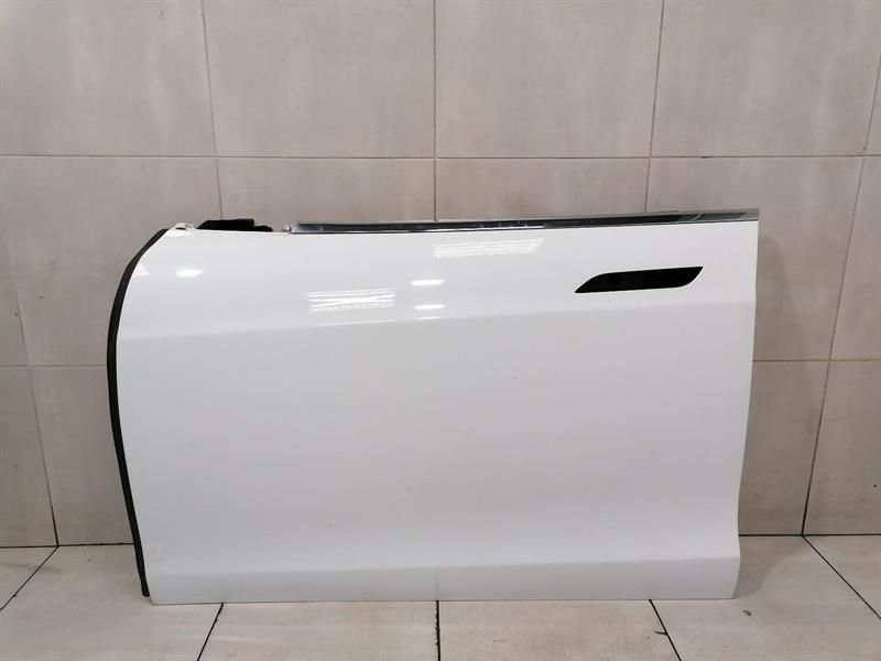 Tesla Model S 90D Left Front Door 6006662-E0-H Door Front Left