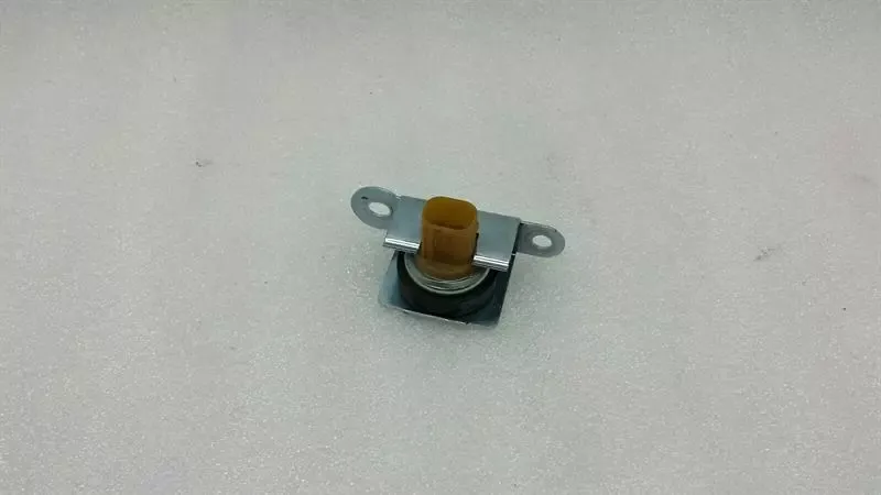 BMW 5 Series E60 sensor accelerometer 6776214 speed sensor accelerating