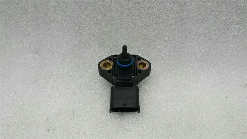 BMW 5 Series E61 7834411 pressure sensor fuel pressure sensor