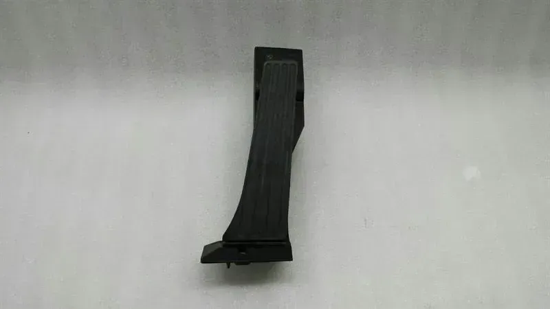 BMW 5 Series E60 Gas (Electrical) 6786285 Accelerator Pedal