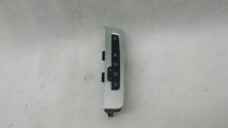 Audi Q5 8R RHD Gear Shifter Indicator 8K27134633Q7 Right Hand Drive