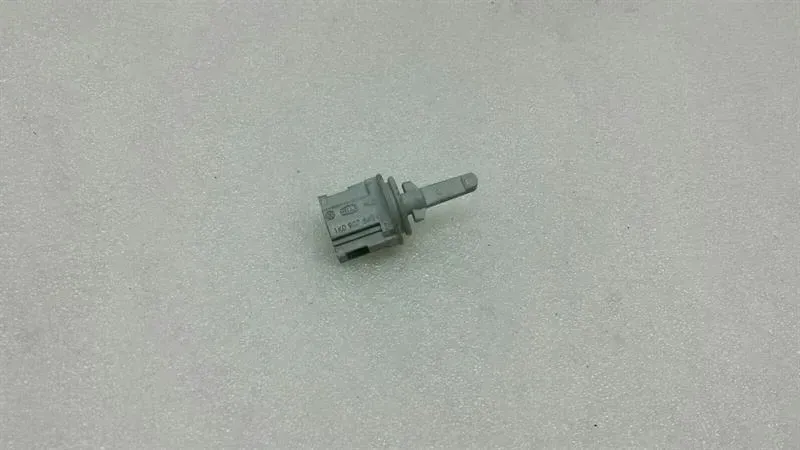 VOLKSWAGEN SCIROCCO 1K temperature sensor 1K0907543G temperature sensor