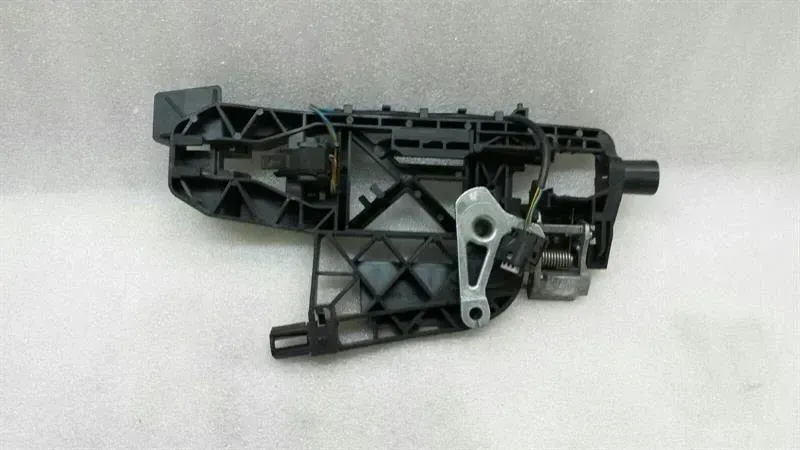 Mercedes W221 door handle carrier rear A2217600834 door handle carrier keyless go