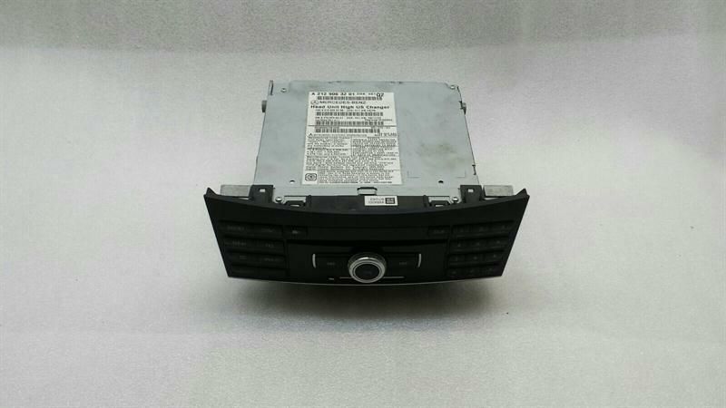 ERCEDES E Class W212 Audio System Controller A2129063201 CD Player COMAND US