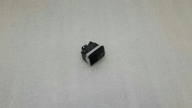 Mercedes GLE W166 Boot Lid Switch A1668707610 Tailgate Switch