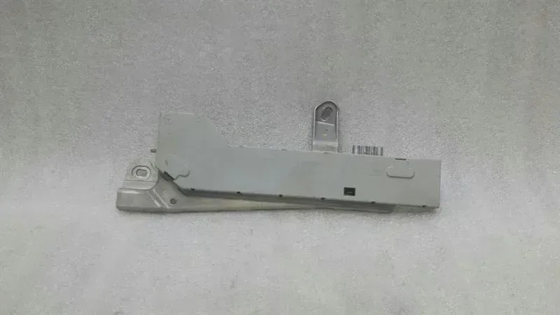 Mercedes CLS W219 Aerial / Antenna A2198200189 Antenna Booster