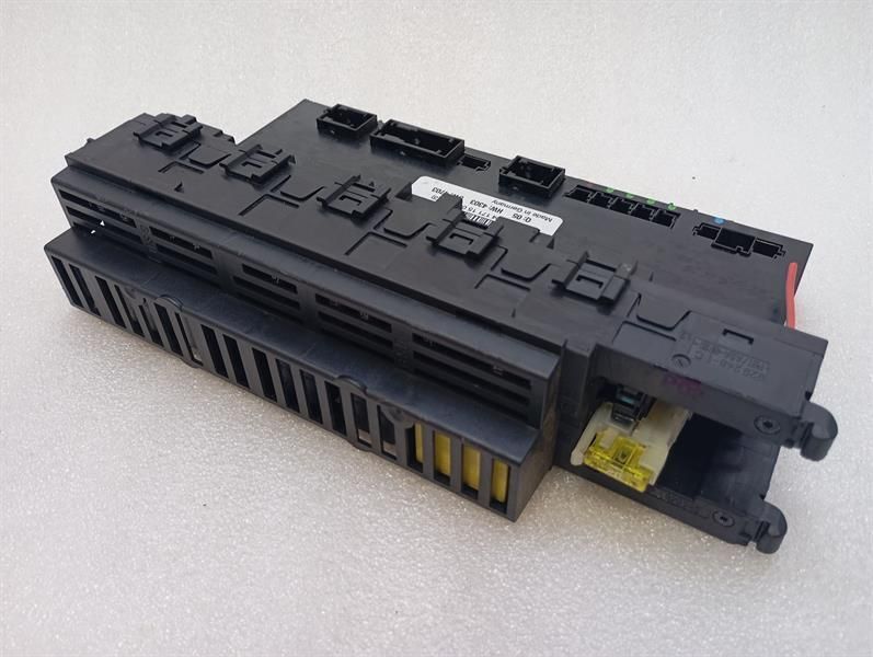 Mercedes E Class W211 Fuse Box A2115453601 Fuse Box SAM