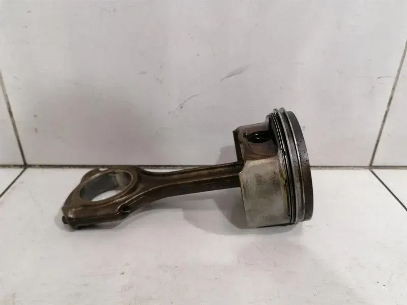 Mercedes E55 AMG W211 Piston A1130304317 Piston M113 V8 AMG