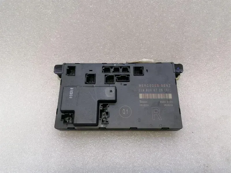 Mercedes CLS W219 Electronic Module A2198200726 ECU
