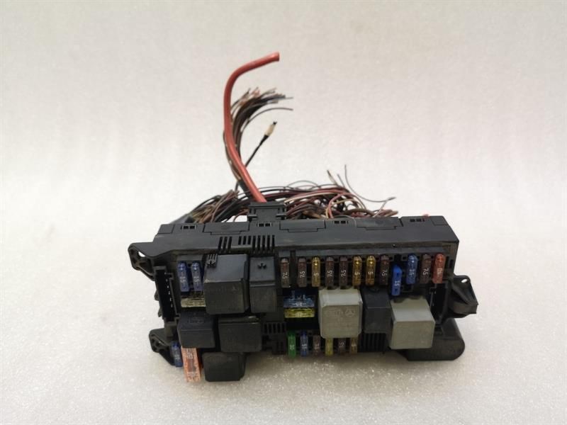 Mercedes E Class W211 Fuse Box A2115454101 Fuse Box