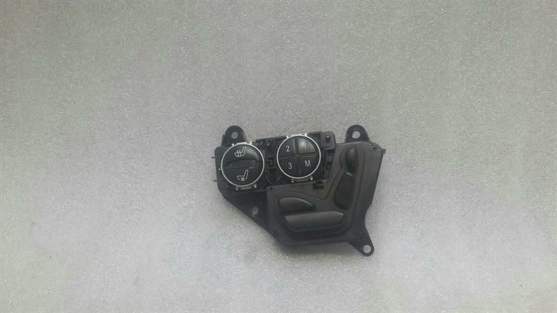 Mercedes SL R230 Right Seat Switch A2308211251 Seat Switch Right Heater SL55