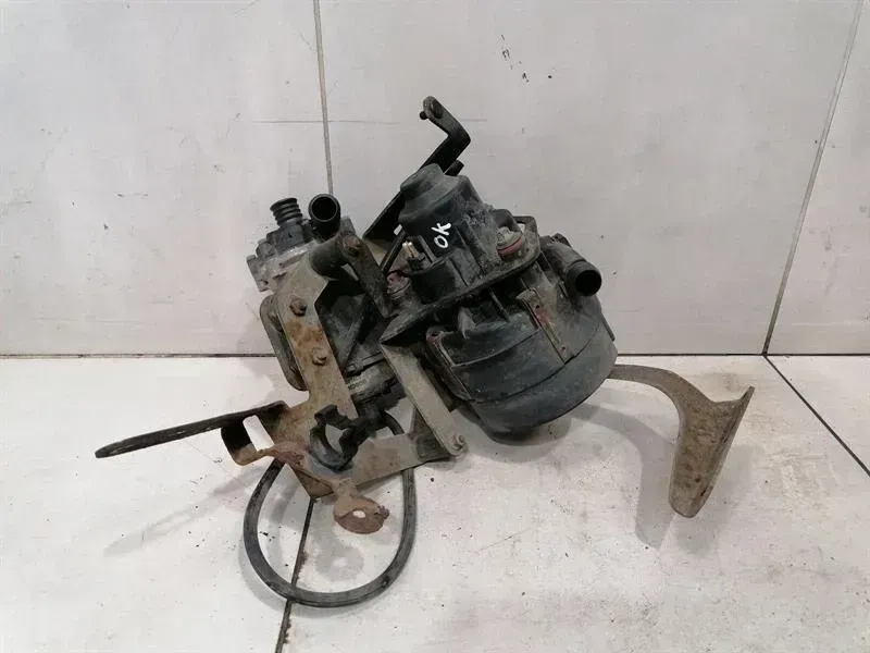 Mercedes SL R230 Air Pump A0001404285 Air Pump
